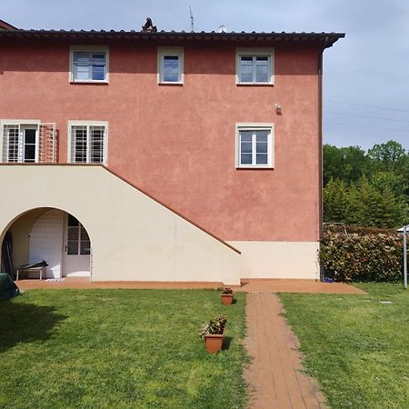 Hotel Casa Claudia à Capannori Extérieur photo